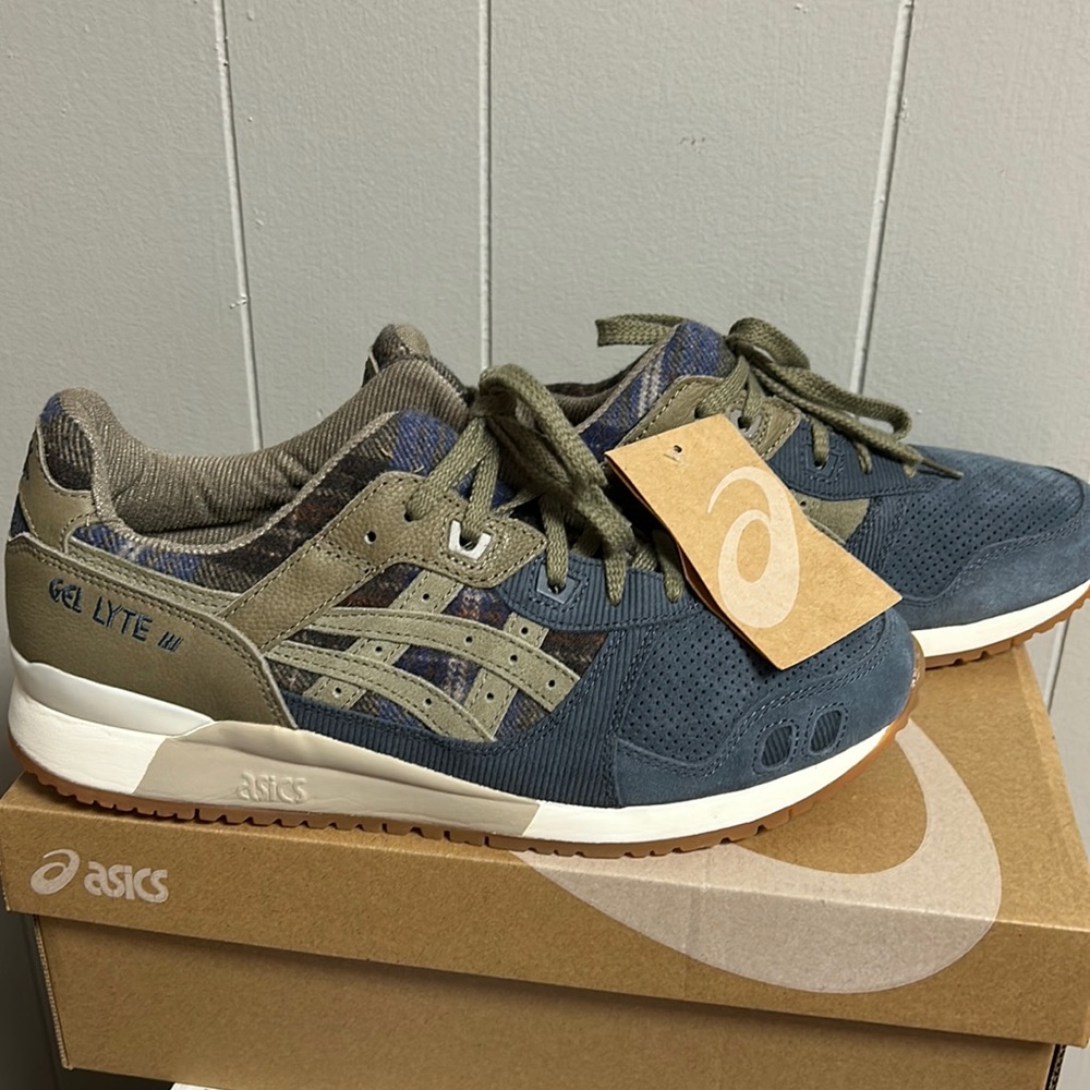 ASICS GEL LYTE III OG - TARMAC/MINK - SIZE 9.5 MEN